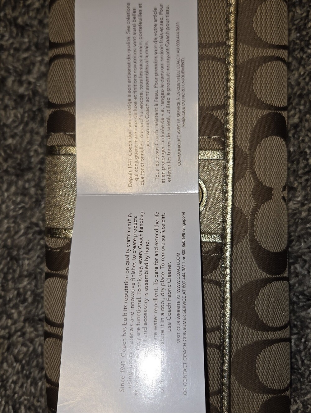 Coach Signature Wallet - Picture 8 of 8